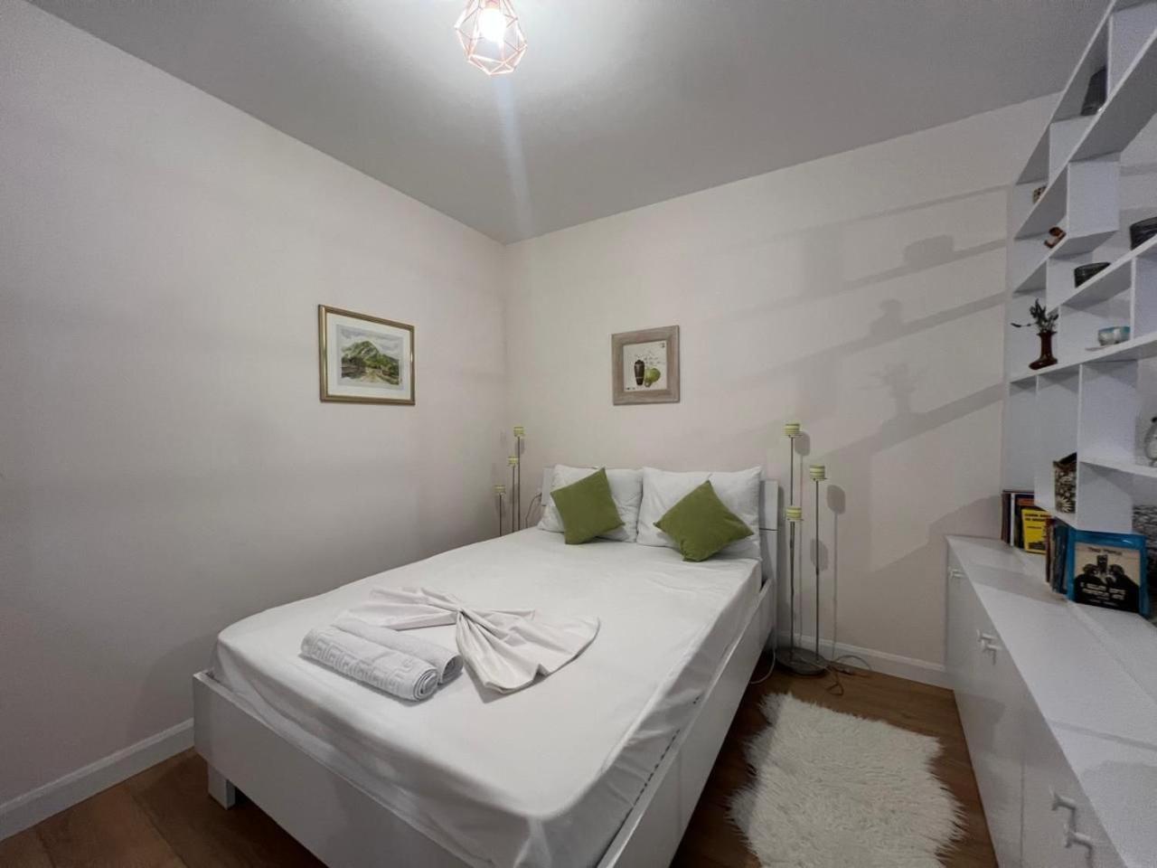Dream Apartament Tirana Extérieur photo